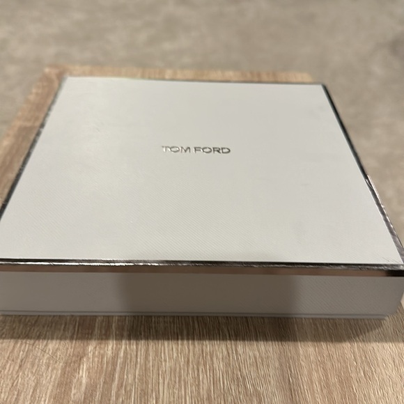 Tom Ford Soleil Look Set - Picture 7 of 8